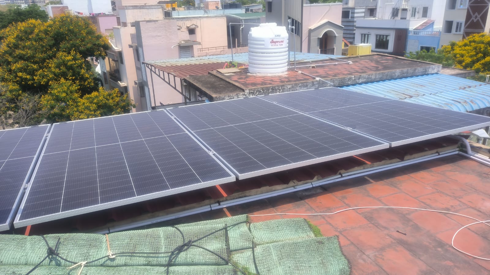 Hybrid Solar System